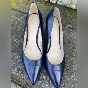 Blue high heel pumps